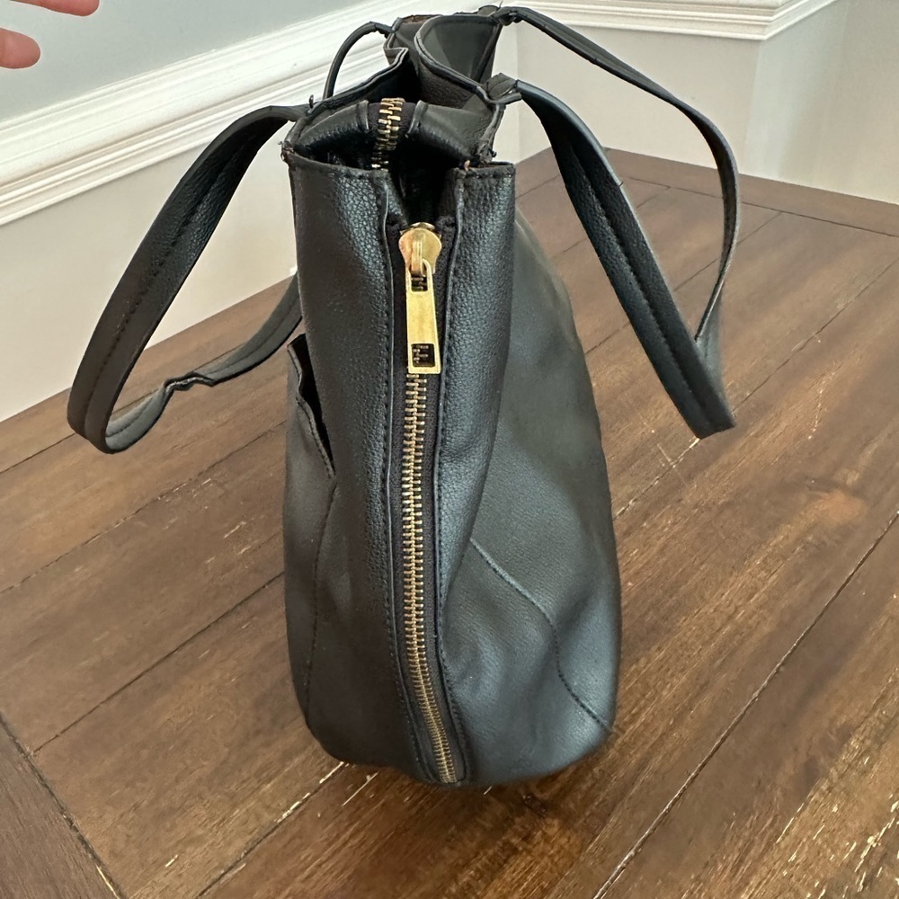 Anthropologie faux leather tote bag - Picture 3 of 16